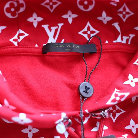 louis vuitton supreme box|Louis Vuitton supreme real.